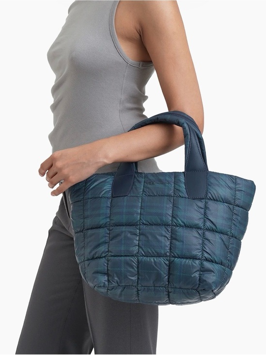 VEE Collective Handbags - NWT VEE Collective Porter Small Plaid Tote